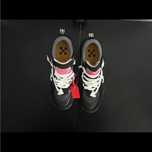 OFF WHITE - ODSY-1000 - Picture 3 of 3